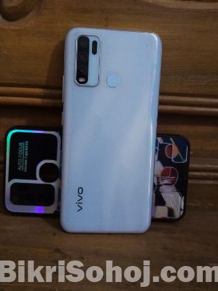 vivo y30